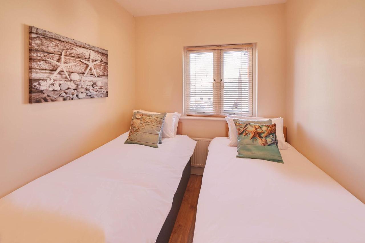 Host & Stay - The Scuttlebutt Townhouse Whitby Exteriör bild
