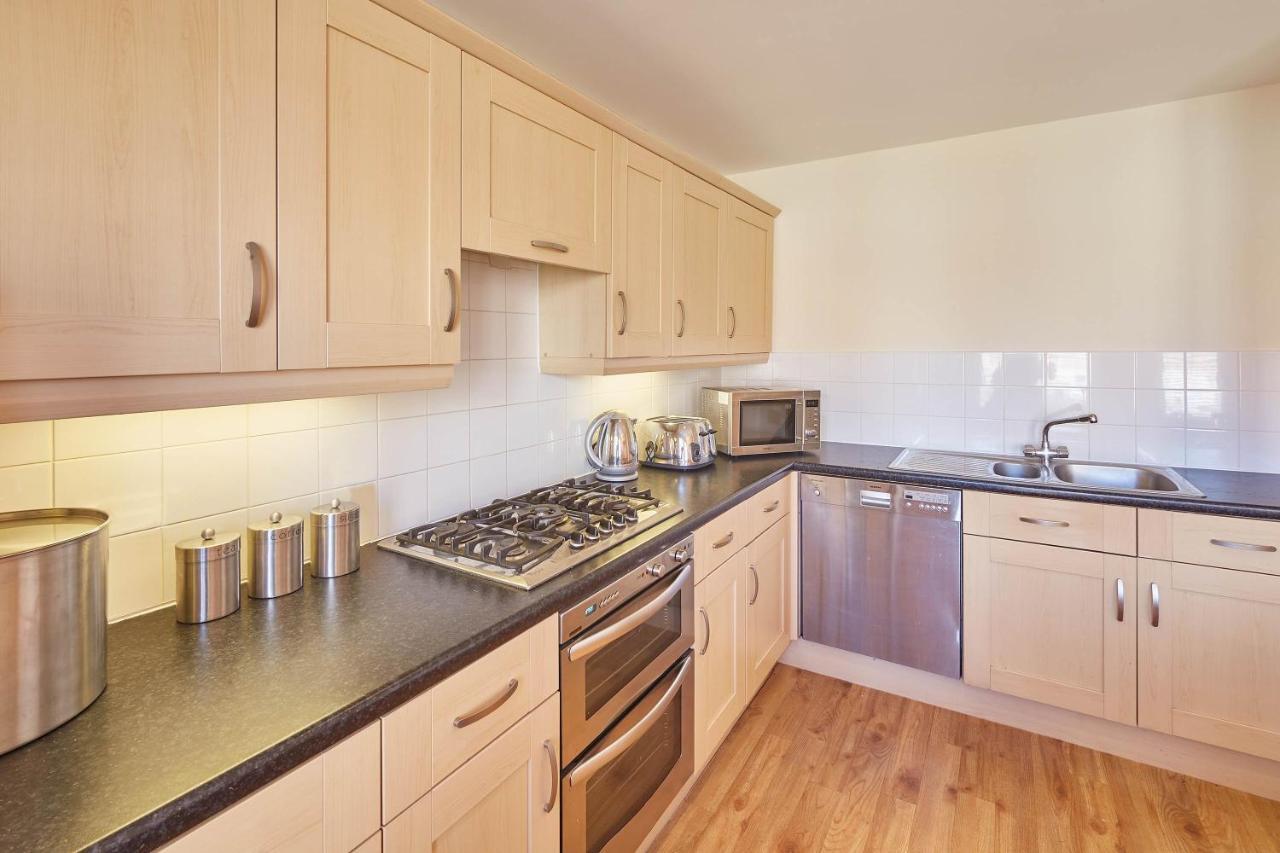 Host & Stay - The Scuttlebutt Townhouse Whitby Exteriör bild