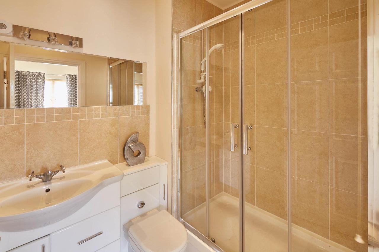 Host & Stay - The Scuttlebutt Townhouse Whitby Exteriör bild